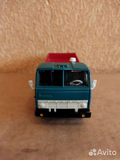 Модель грузовика Камаз СССР