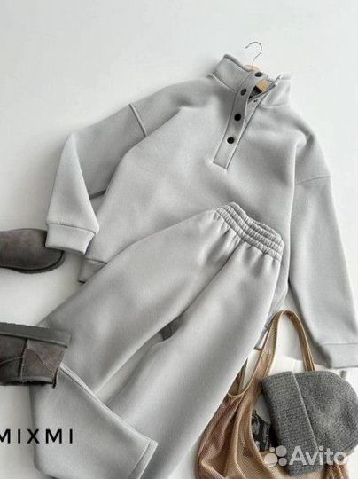 Спортивный костюм женский новый