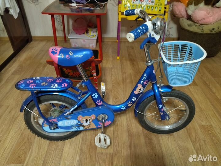 Продаю детский двухколесный велосипед