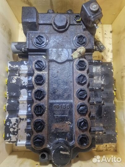 Гидроблок распределительный JCB kukurova