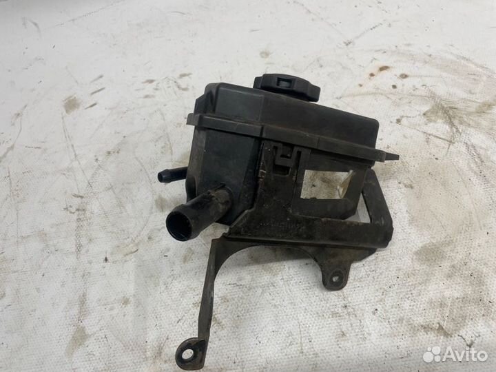 Бачок гидроусилителя Cadillac Srx FFN LX1 2011