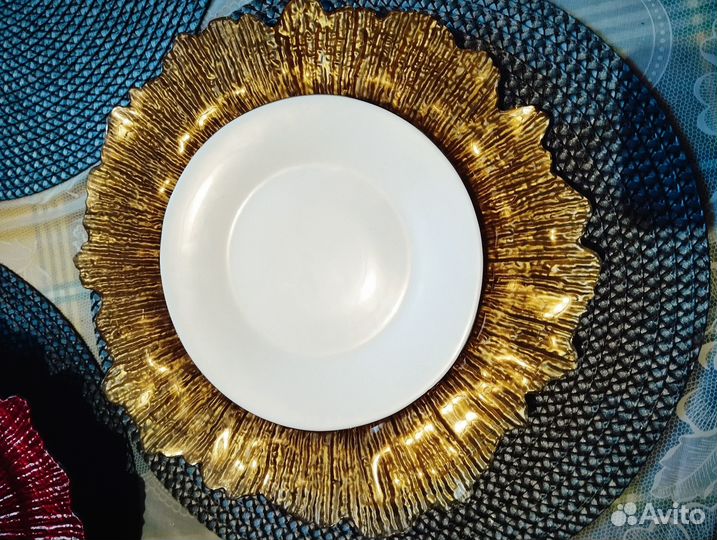 Тарелка подстановочная