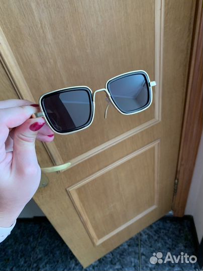 Солнцезащитные очки