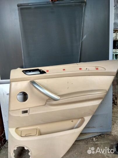 Бежевые карты BMW X5 E53 и шторки