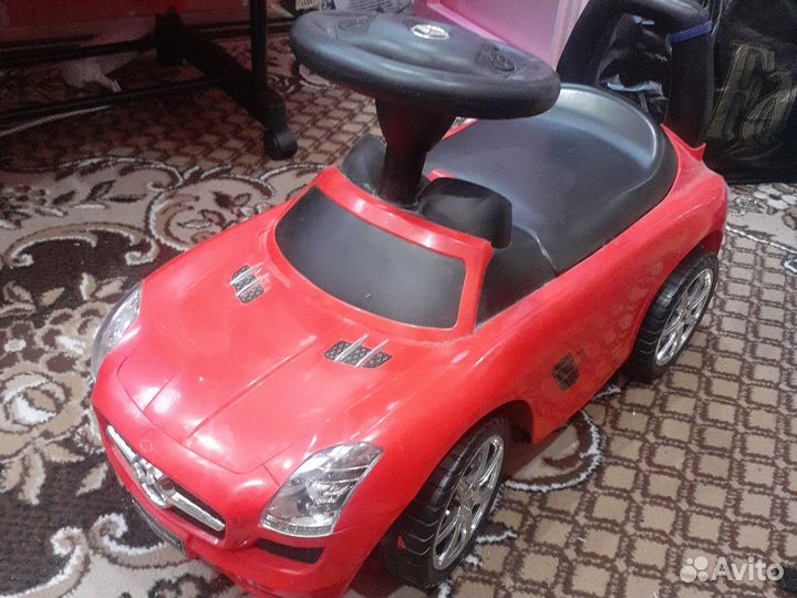 Детский автомобиль