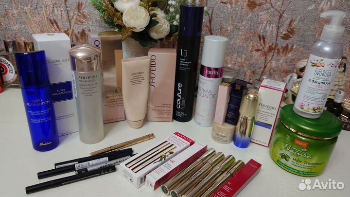 Пустые баночки от крема Shiseido Benefiance