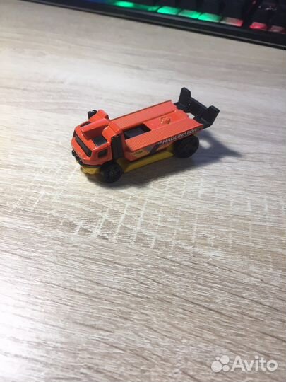 Машинки hot wheels