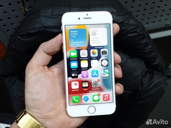 iPhone 6S, 64 ГБ