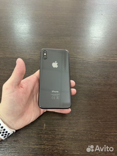 iPhone X, 64 ГБ