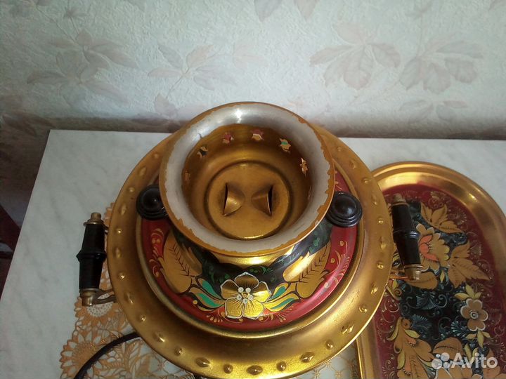 Электрический самовар с подносом