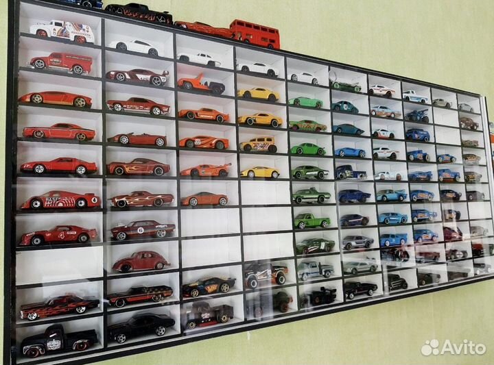 Полка гараж для машинок Hot Wheels