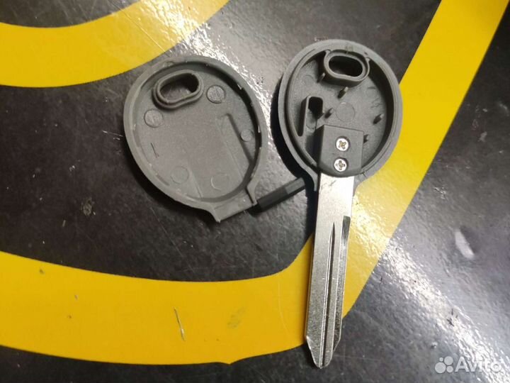 Ключ зажигания Dodge