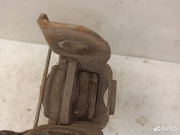 Рычаг задний нижний 33326772899