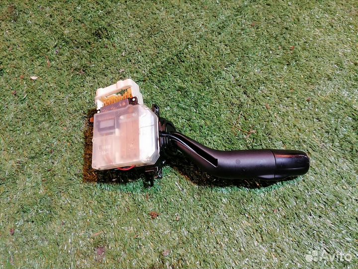 Переключатель подрулевой (света-поворотников) GE7T