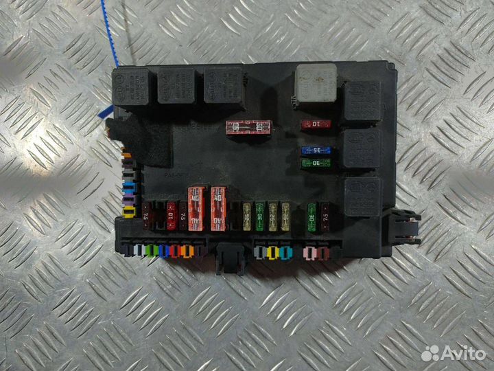 Блок предохранителей Mercedes-Benz S-Класс W221