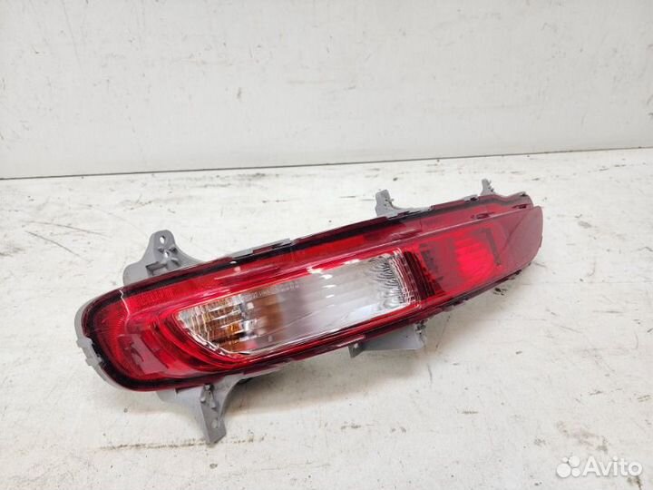 Фонарь противотуманный левый Kia Sportage 4