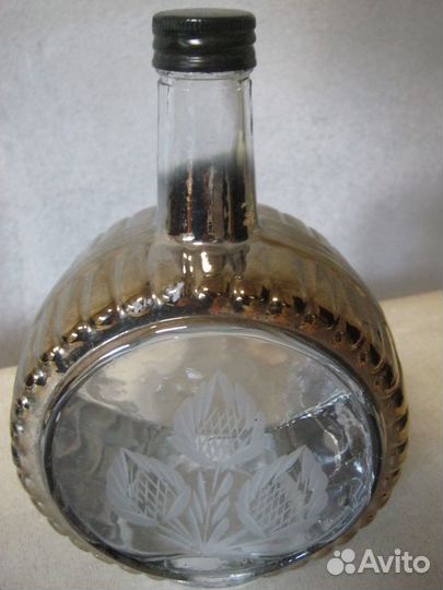 Бутылки декоративные