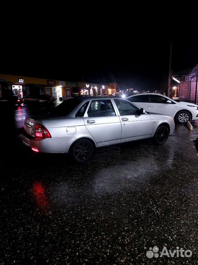 LADA priora седан