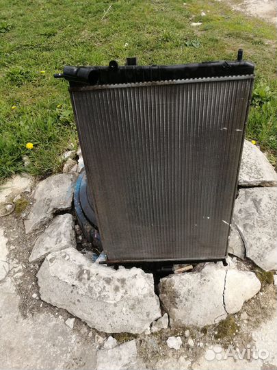 Радиатор охлаждения Renault Duster (основной)