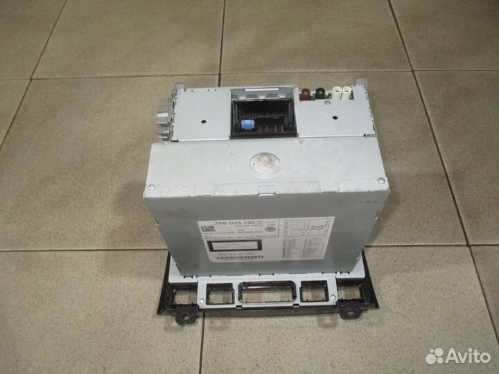 Магнитола VW Touareg 2 (7P)