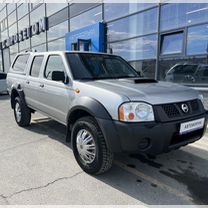 Nissan NP300 2.5 MT, 2010, 307 192 км, с пробегом, цена 1 200 000 руб.