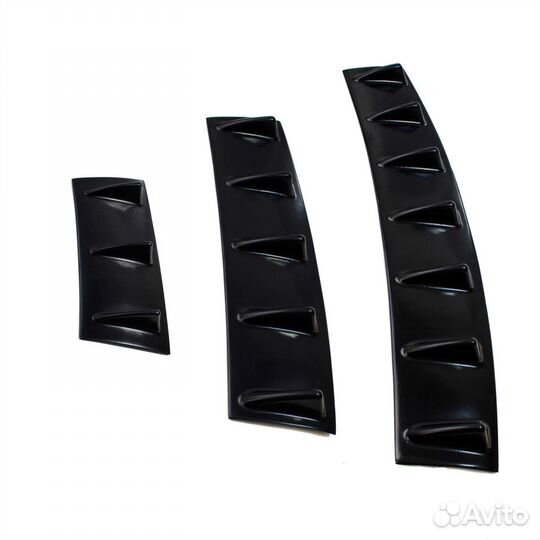 Диффузор (накладка) заднего бампера с плавниками