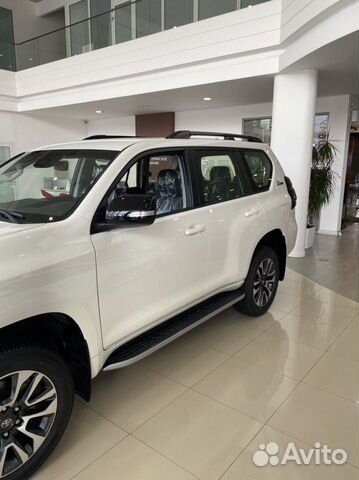 Toyota Land Cruiser Prado 4.0 AT, 2022, 5 км