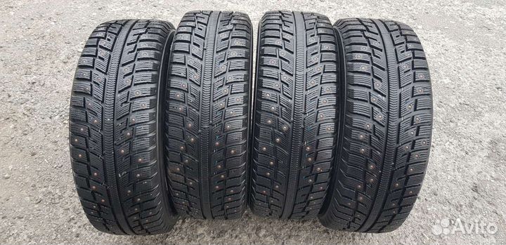 Kumho I'Zen KW22 225/50 R17 98T