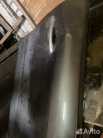 Дверь передняя правая Renault Megane 3 под ремонт