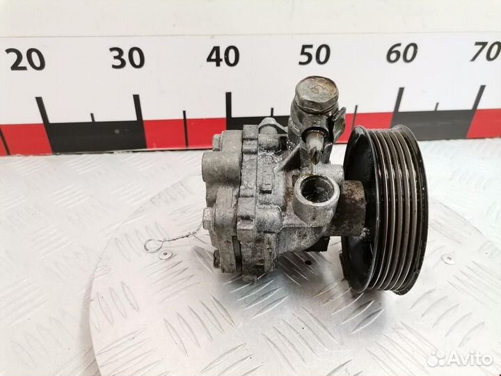 Насос гидроусилителя руля Mitsubishi Outlander 2