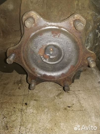 Продам редуктор 8 дюйм от Crown gs131