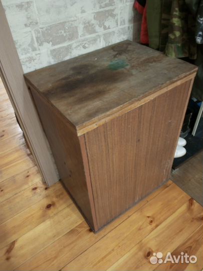 Швейная машинка чайка 143