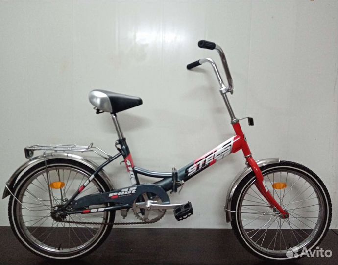 Stels Pilot 410