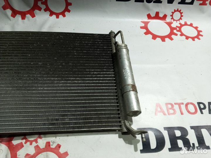 Радиатор кондиционера Nissan Note 11 wagon HR16DE
