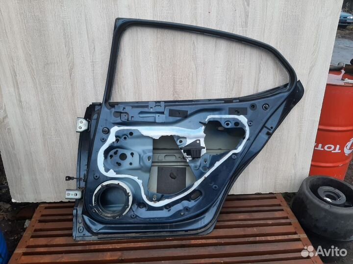 Задняя Правая Дверь Ситроен С4 В7