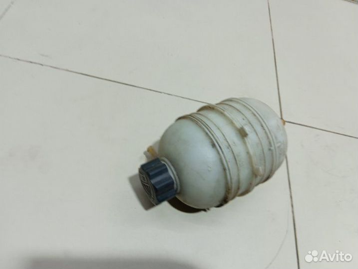 Бачок расширительный Peugeot 206 1.4