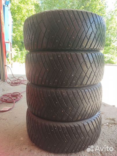 Goodyear UltraGrip Ice Arctic SUV 255/50 R20 109T