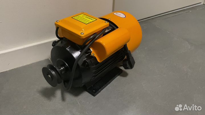 Электродвигатель 2.2 кВт 220В