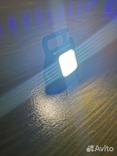 Фонарик универсальный