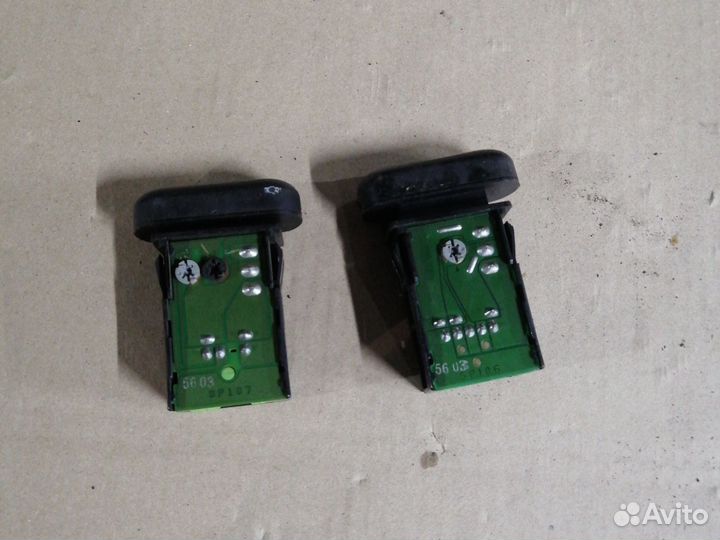 Кнопки авариики и подогрев стекла suzuki baleno