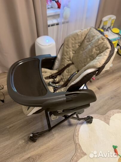 Японский стульчик люлька Combi Nemulila Auto Swing