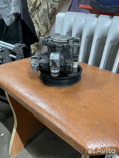 Насос и бочек гура mercedes ml 164