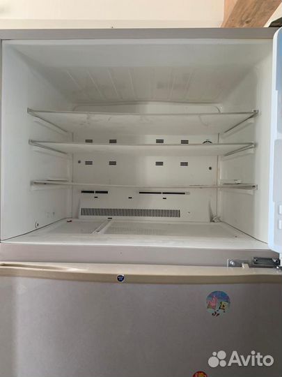 Холодильник Sharp б/у