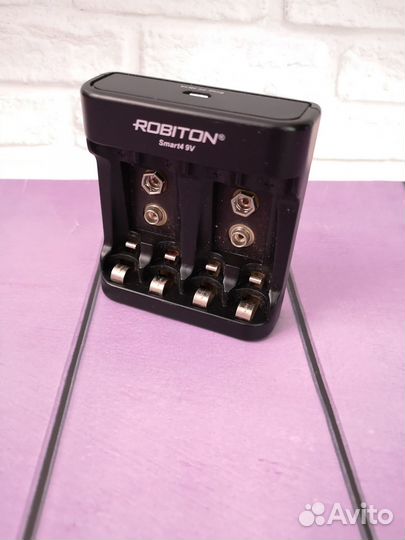 Зарядное устройство robiton Smart4 9V