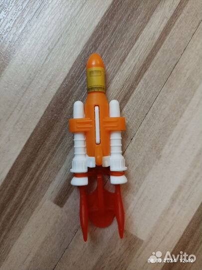 Игрушки из киндера