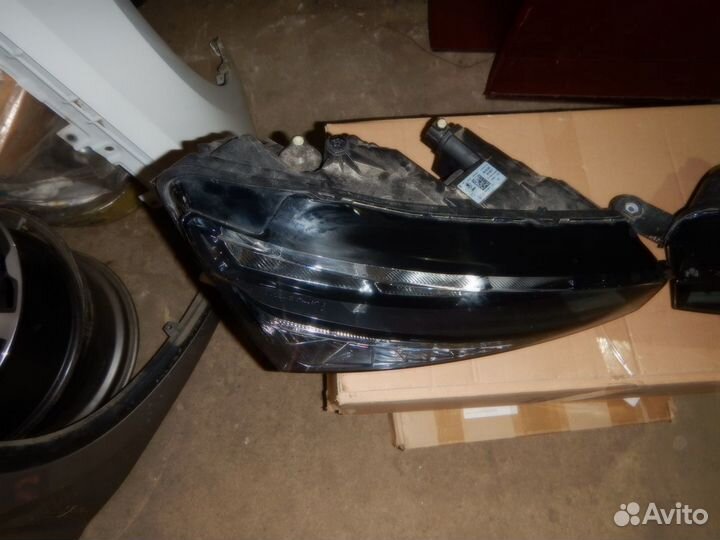 Фара правая Skoda Rapid 2020