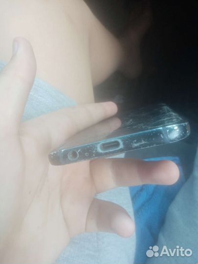 Телефон Samsung galaxy 520