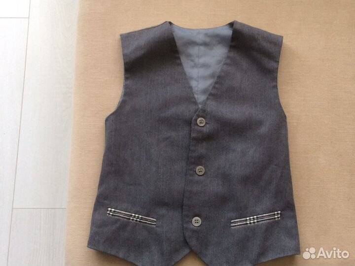Жилеты для школьников начальных классов мал и дев