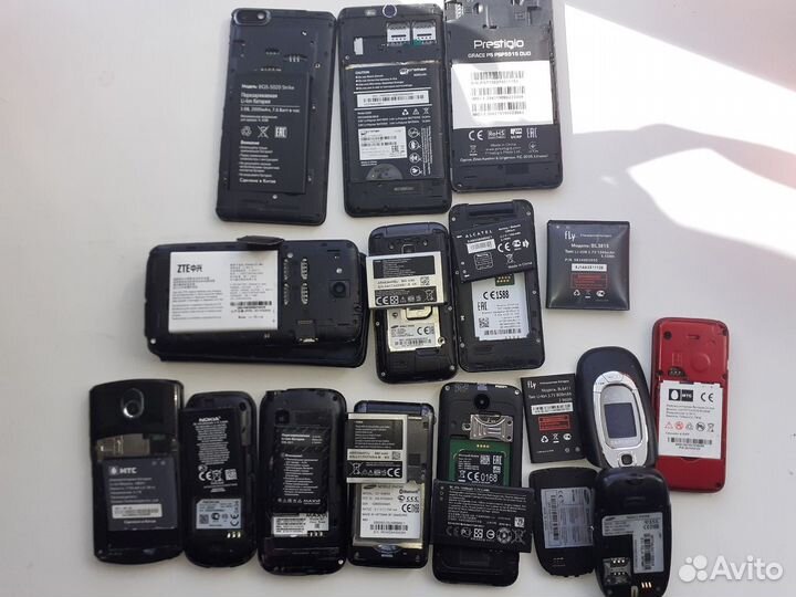 Телефоны на запчасти