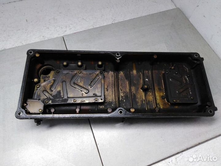 Крышка клапанная Мазда